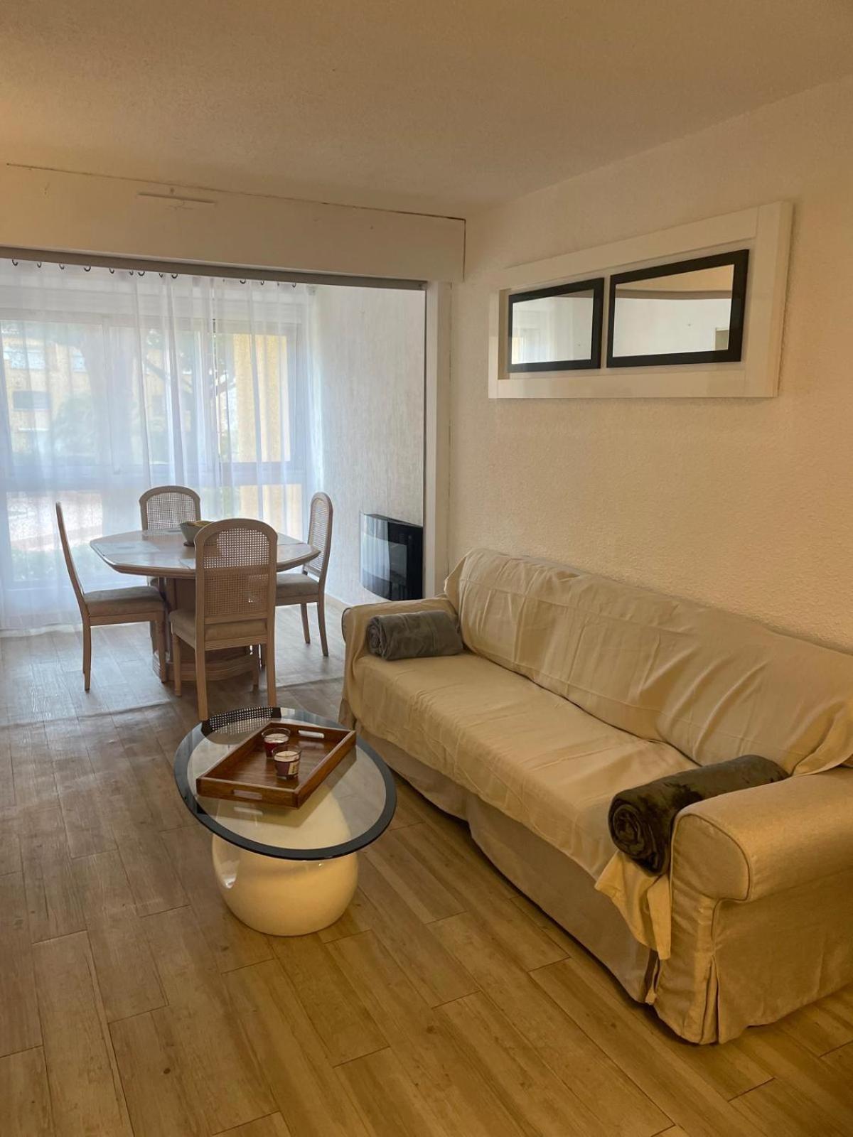 Valentinvtc Location Apartman Agde Kültér fotó